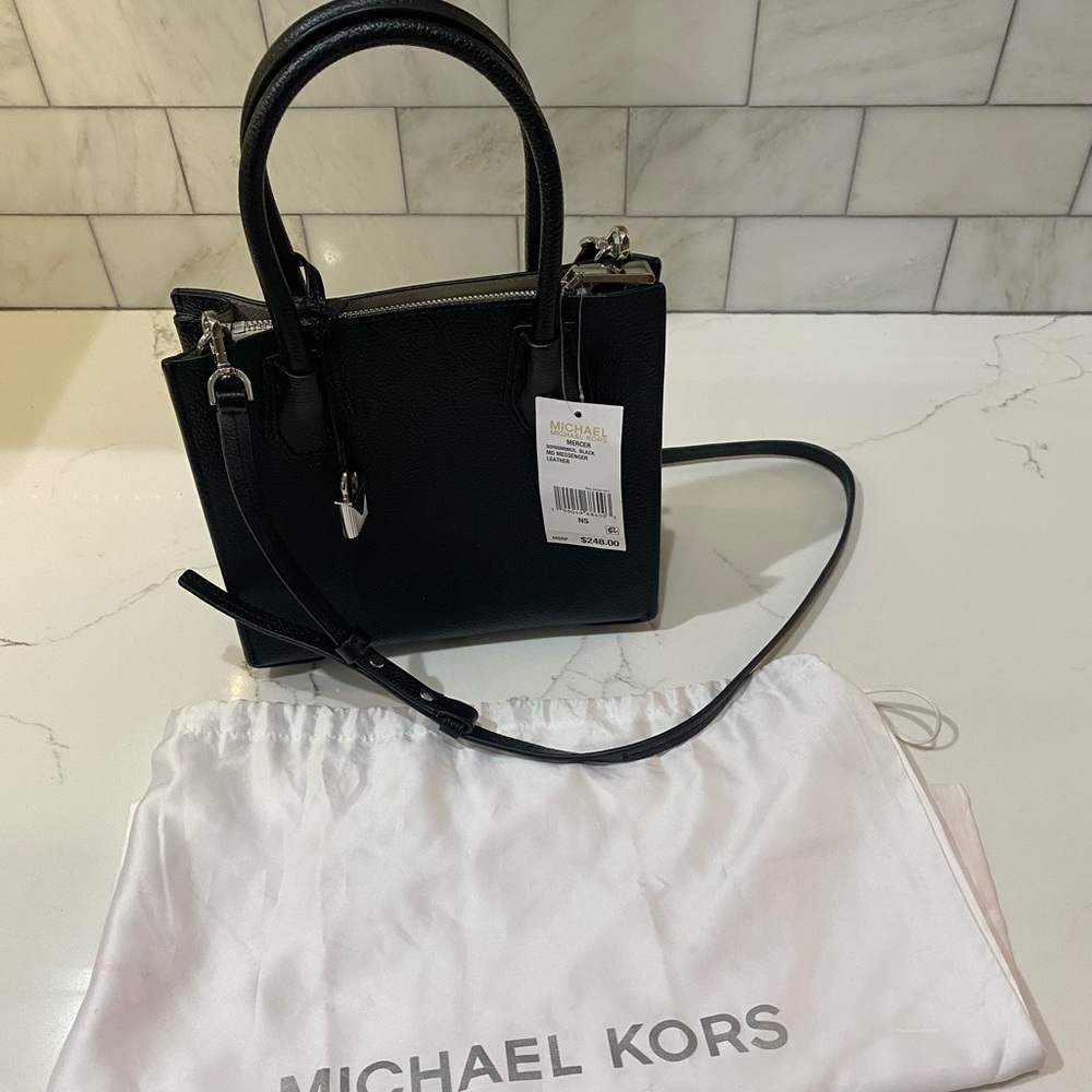 Michael Kors ‘Mercer’ messenger bag black leather NWT never used